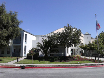 Avenida Espana Apartments
