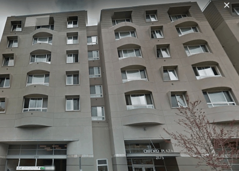 Oxford Plaza Apartments