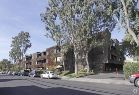 Redwood City Commons Apartments