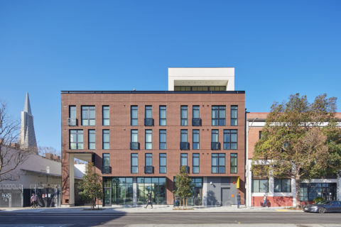 735 Davis